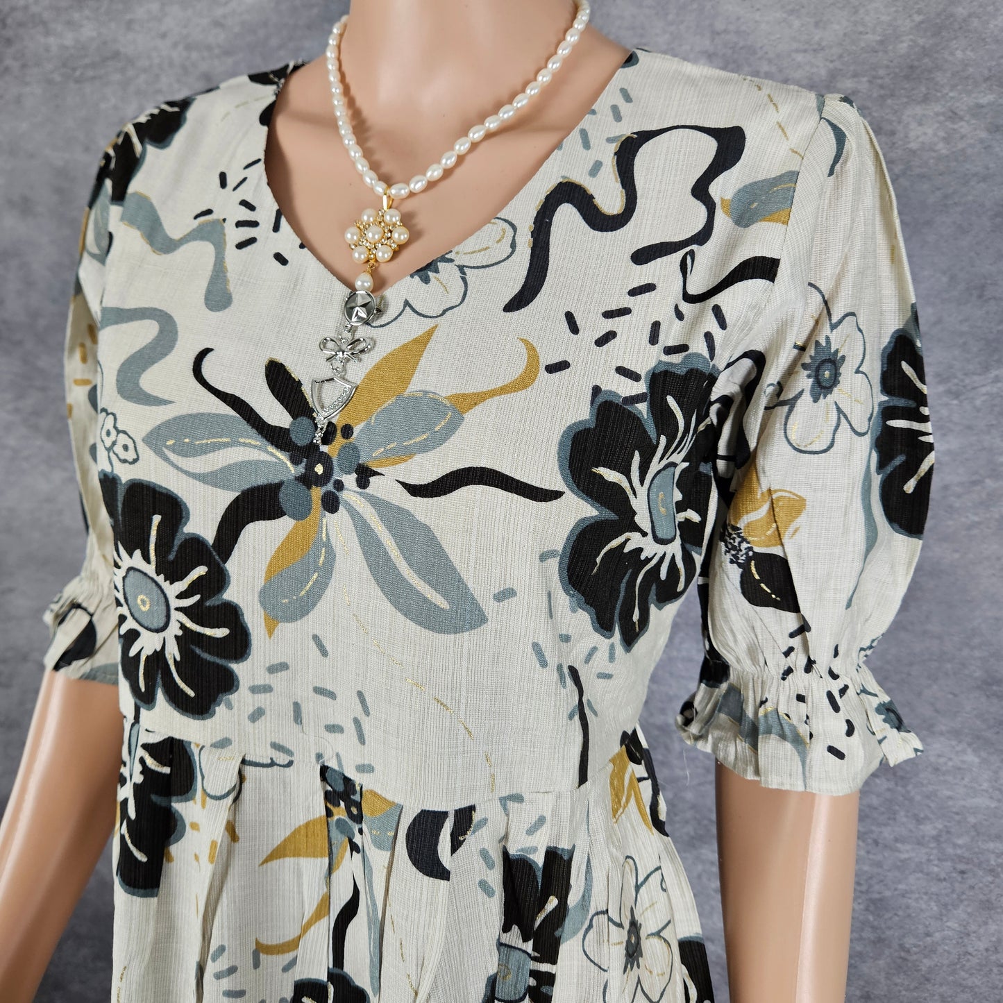 White And Black Floral Vertican Frock