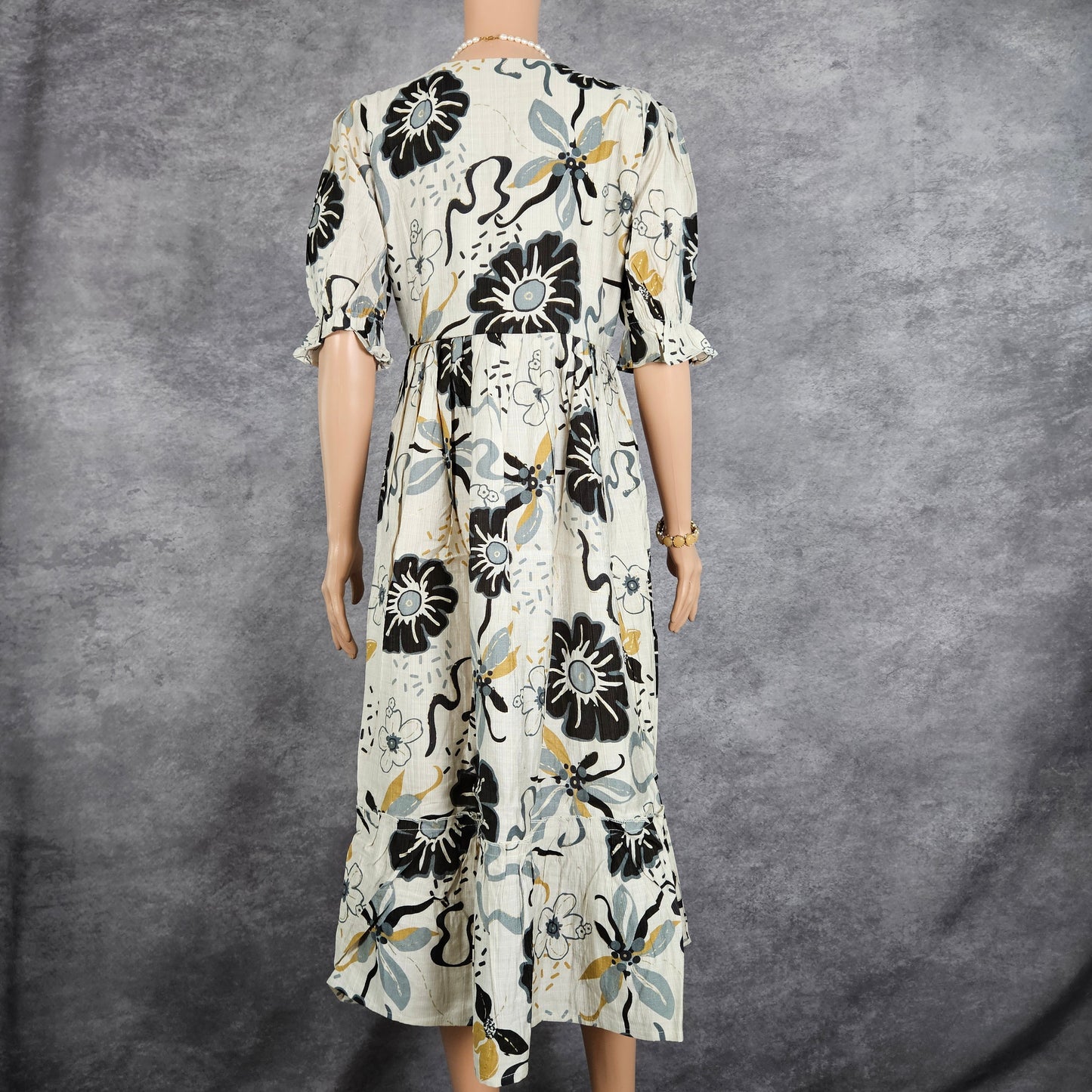 White And Black Floral Vertican Frock