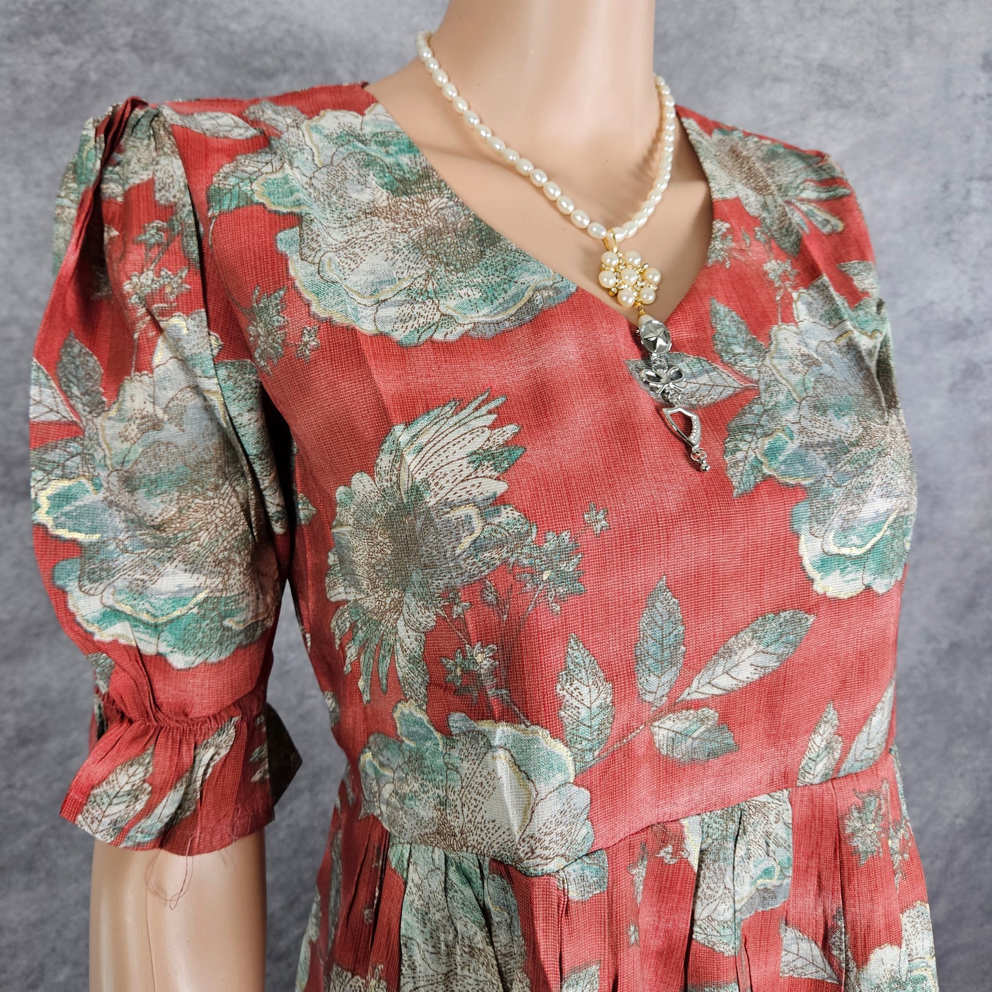 Shrouded Red Green Flowers Vertican Frock
