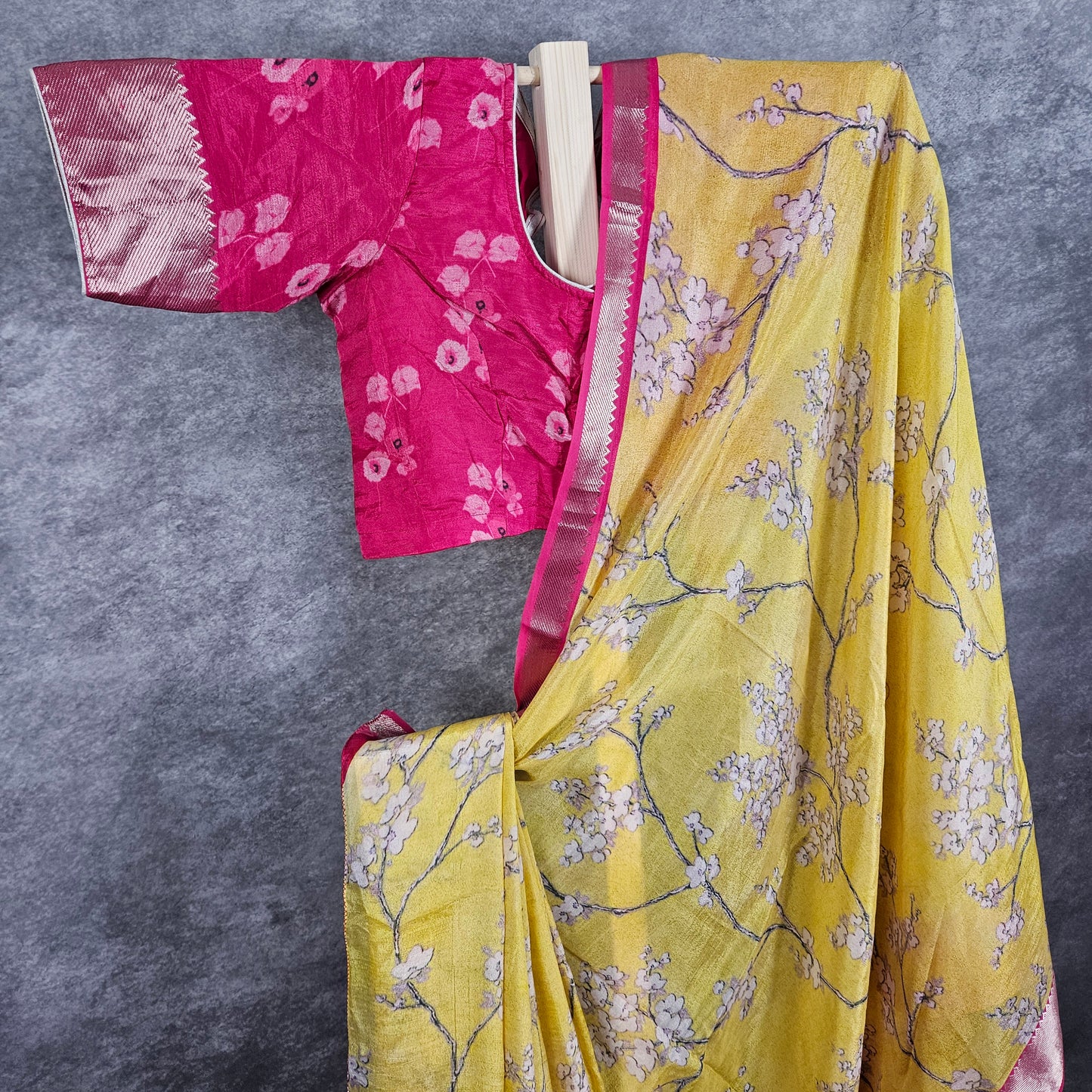 Rosso Corsa Red/Yellow Mangalagiri Saree