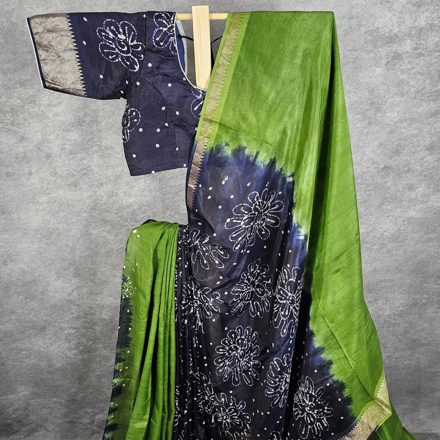 Flora Green/Blue Mangalagiri Saree