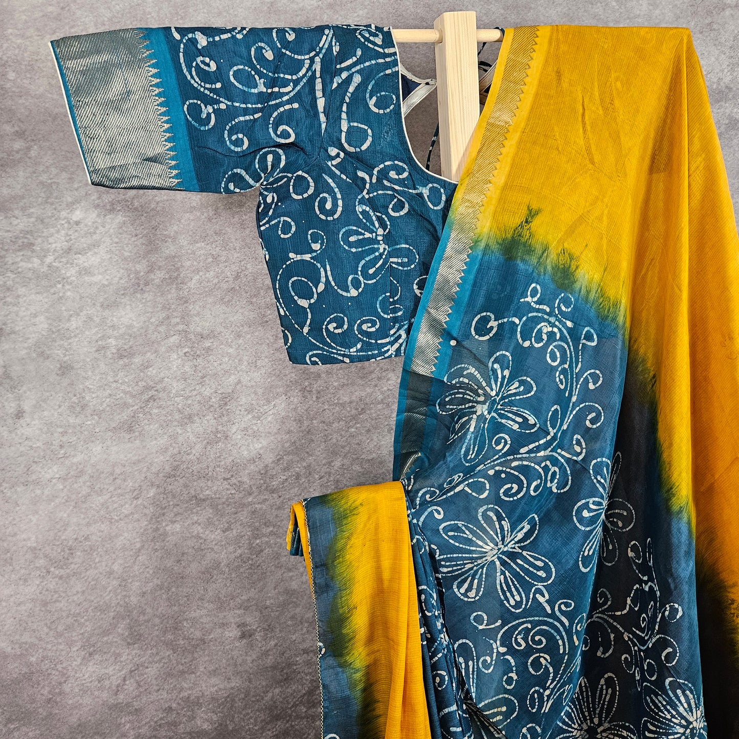 Cyber Blue/Yellow Mangalagiri Saree